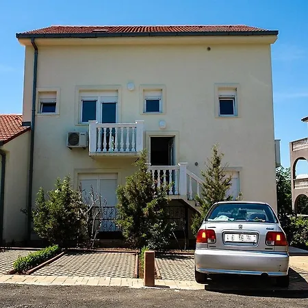 Apartment Fuma-2 By Interhome